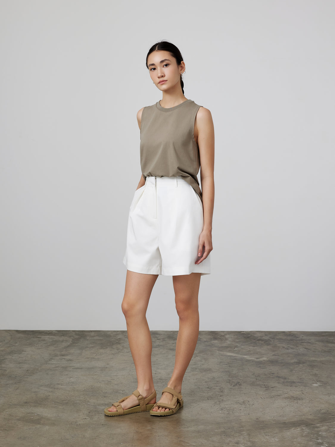 Taupe
