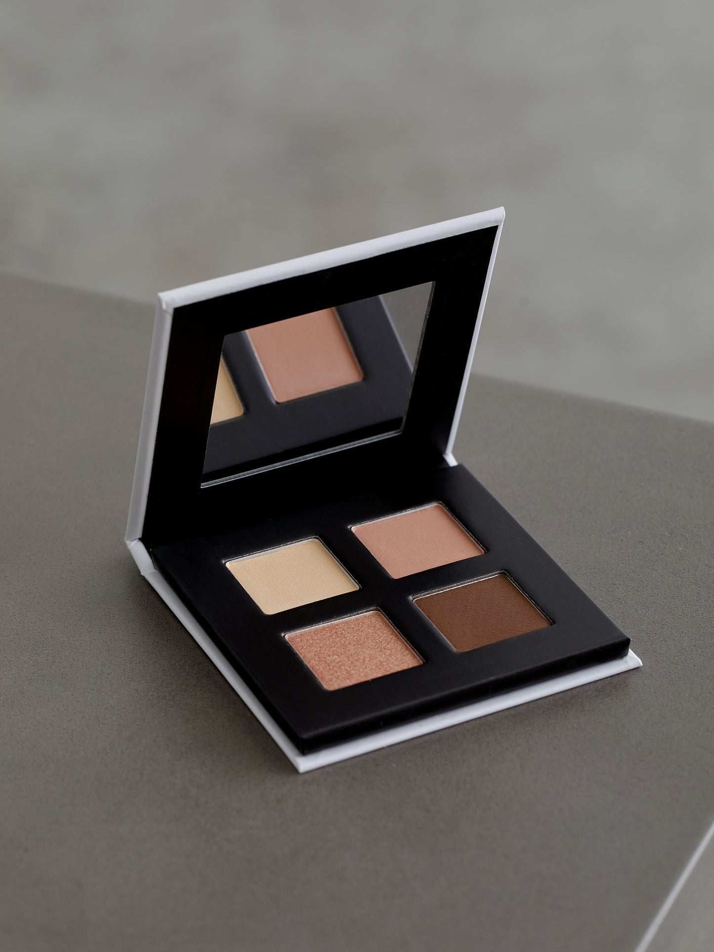 Eyeshadow Palette - Classic