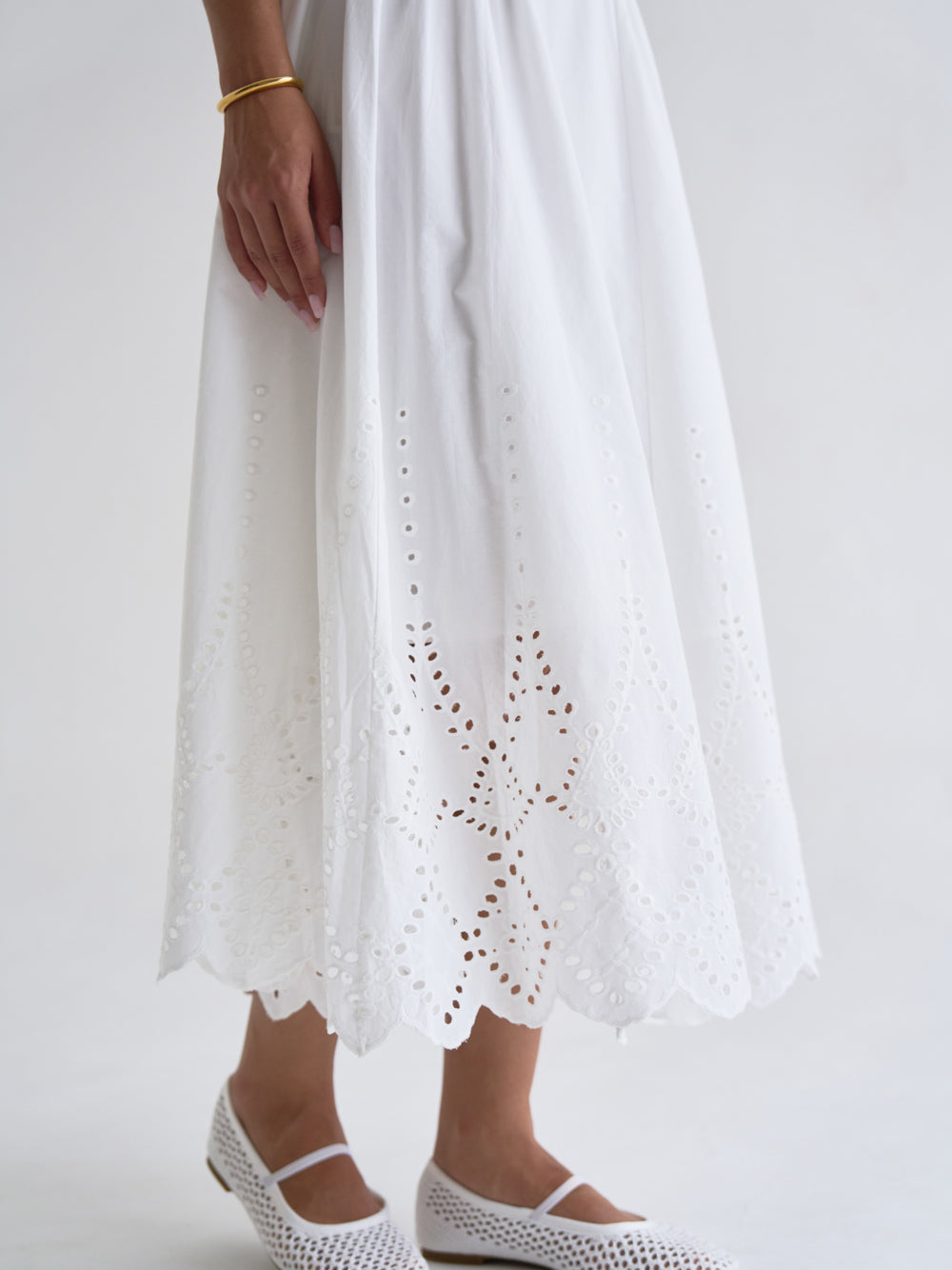 Broderie White