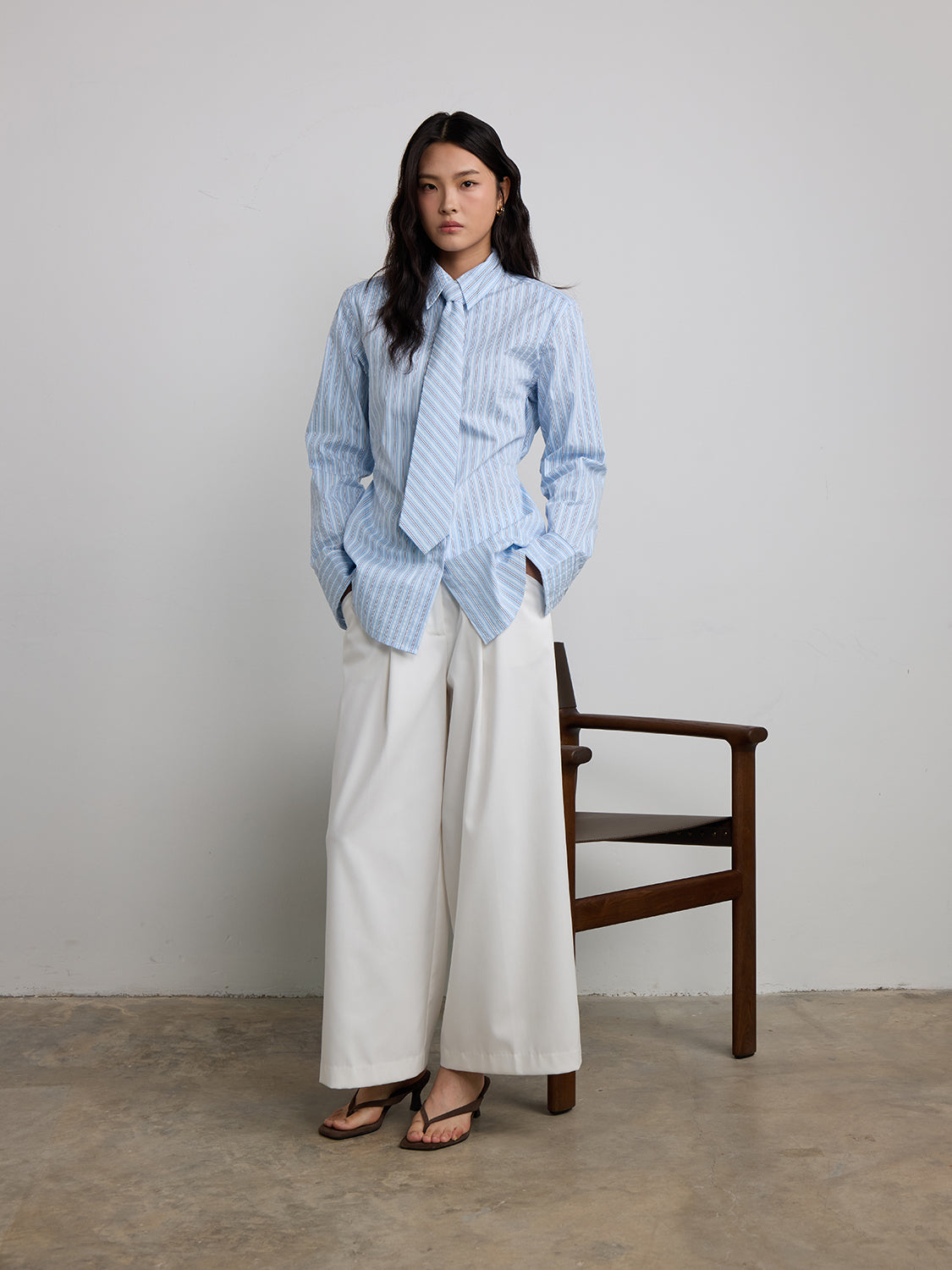 blue white stripe