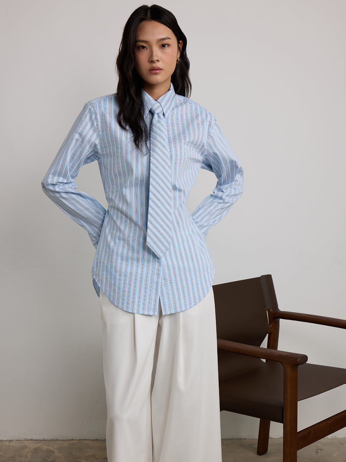 blue white stripe