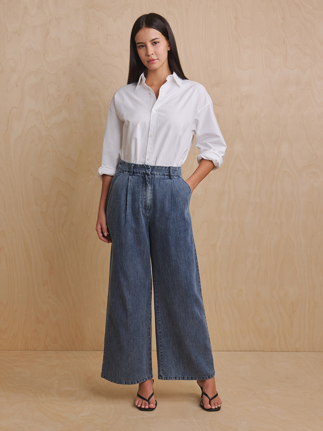 Dark Grey Wash