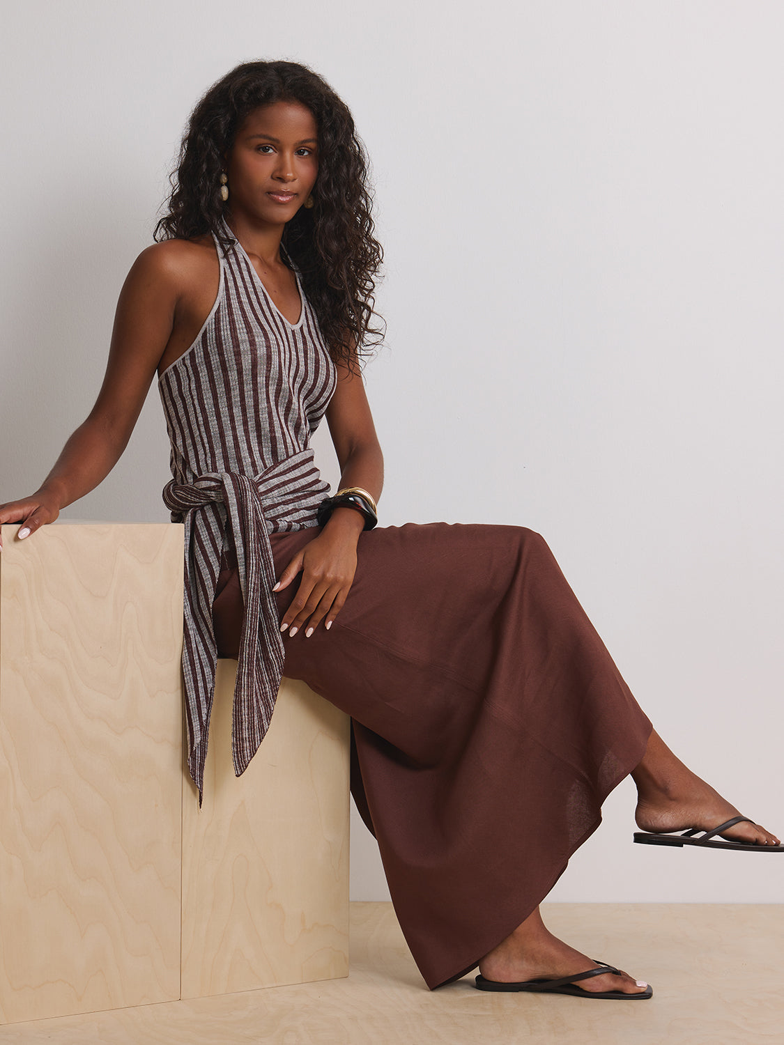 Textured White Brown Stripe